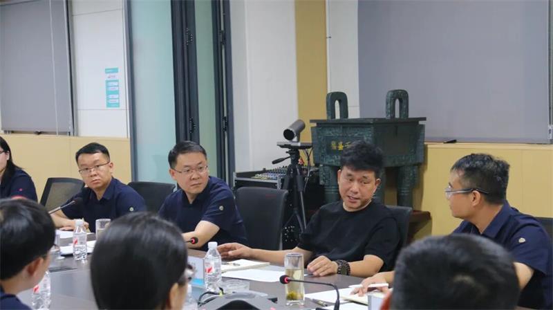 明泰铝业开展青年人才专题交流会