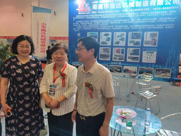 日本一区二区三区免费视频